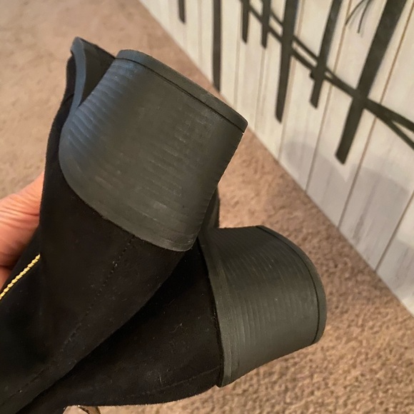 Black ankle boots - Picture 3 of 4